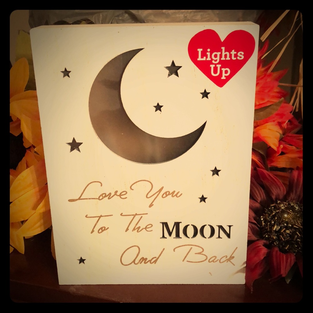 Lighted “Love You to the Moon & Back Light Box